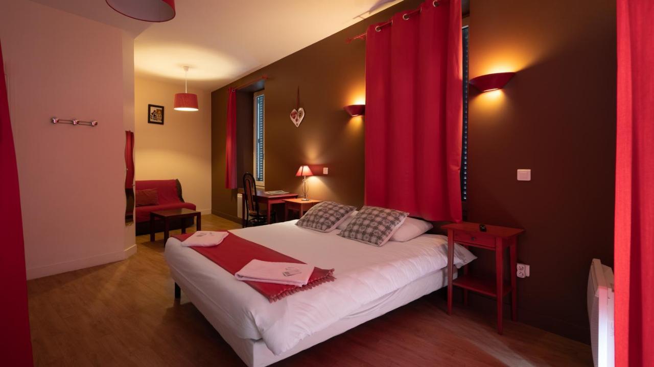 Le Geneve Hotel La Bourboule Kültér fotó